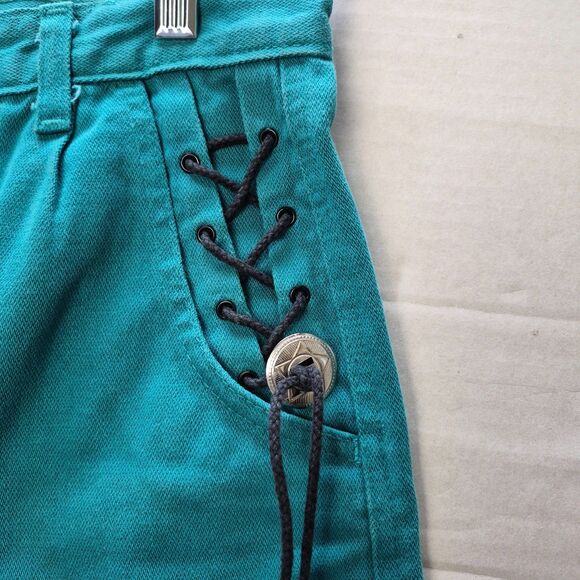 Wrangler Green Pants for any women Size 11, 100% Cotton with a Design on Pockets - Picture 4 of 7